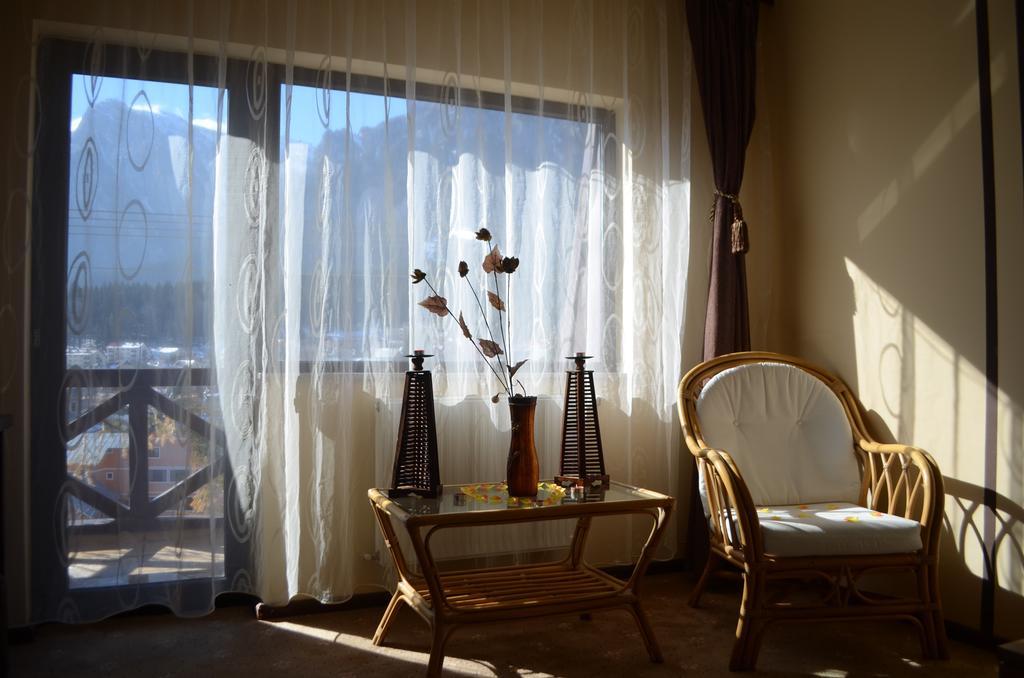 Magic Club Hotell Buşteni Rom bilde