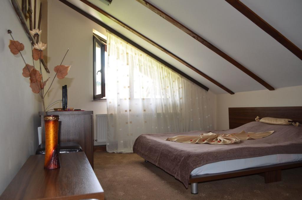 Magic Club Hotell Buşteni Eksteriør bilde